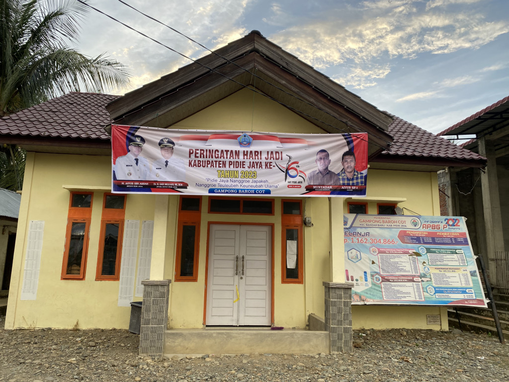 Kantor Geuchik Meunasah Baroh Cot, Kec Bandar Baru, Kab Pidie Jaya